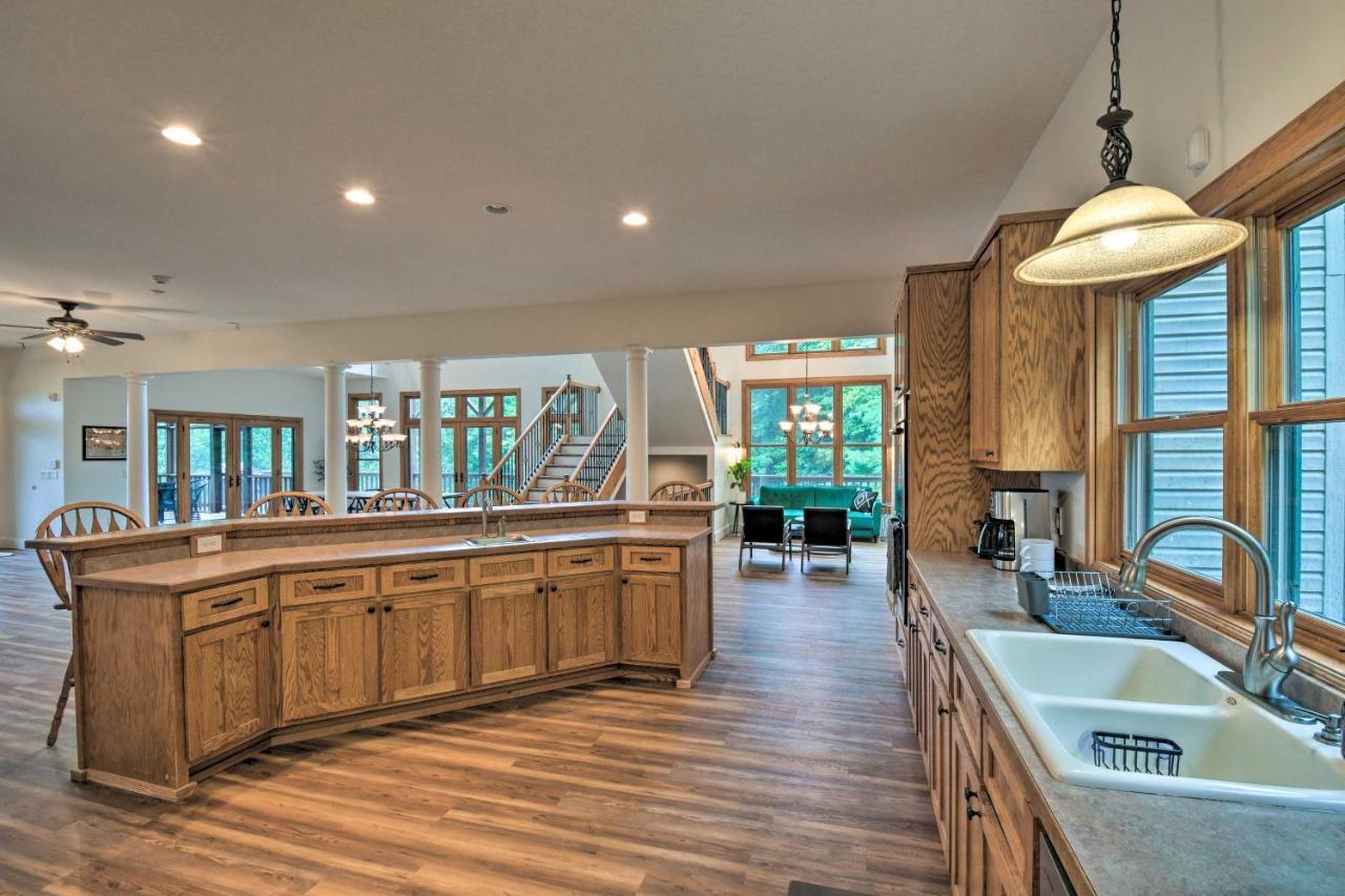 Expansive Home On 16 Acres With Smoky Mountain Views Murphy Eksteriør bilde